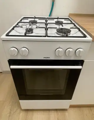 Plynový sporák s plynovou rúrou Mora P 2240 AW