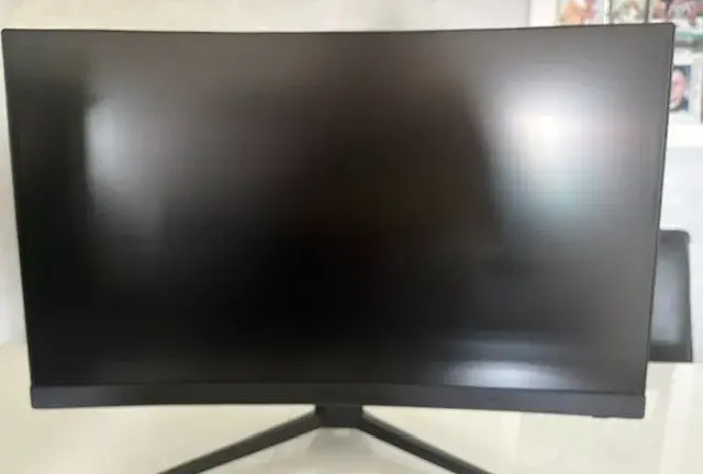 PC monitor MSI Optix MAG241C, zakrivený VA panel - STAV
