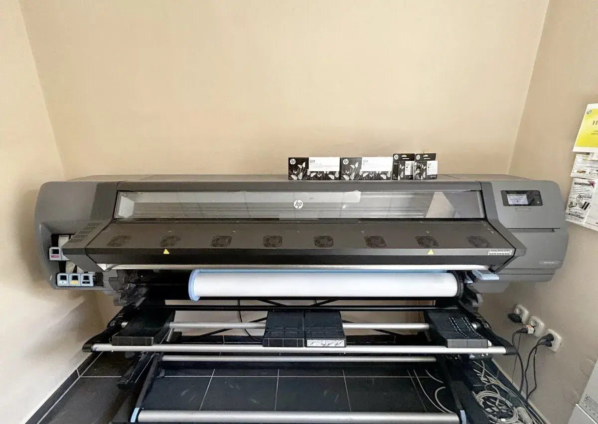 Tlačiareň HP Latex335 162cm AquaBase
