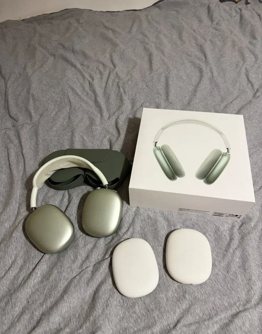 Apple AirPods Max