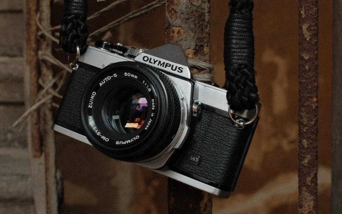 Olympus OM-1n + Zuiko 50 mm f/1.8