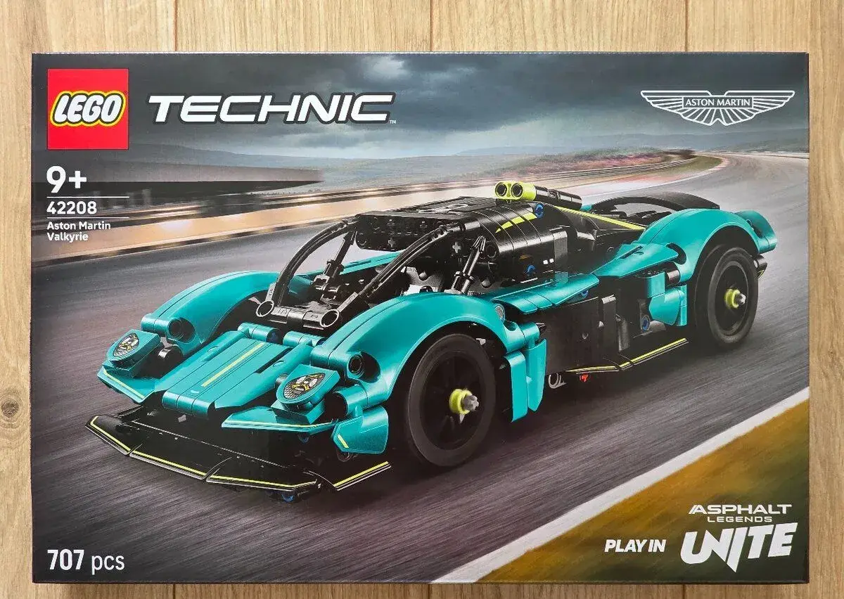 Lego Technic 42208 Aston Martin Valkyrie
