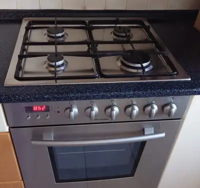 Vstavaná rura plus panel Elektrolux