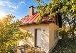 NA PREDAJ CHATA S ROZSIAHLIM POZEMKOM, VYŠNÉ OPATSKÉ