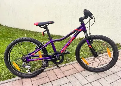 Ľahký hliníkový bicykel Kellys Lumi 30 (veľkosť 20”)
