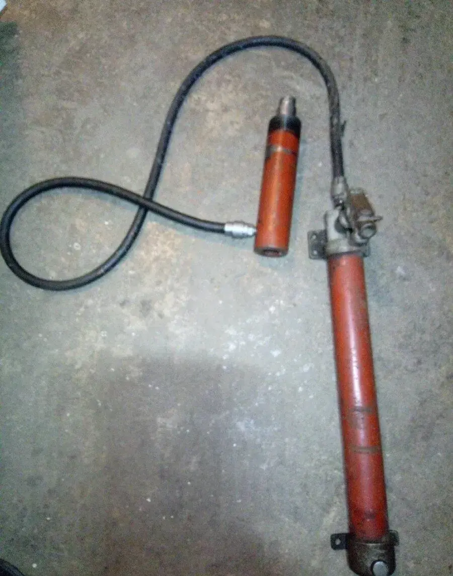 Ručná pumpa