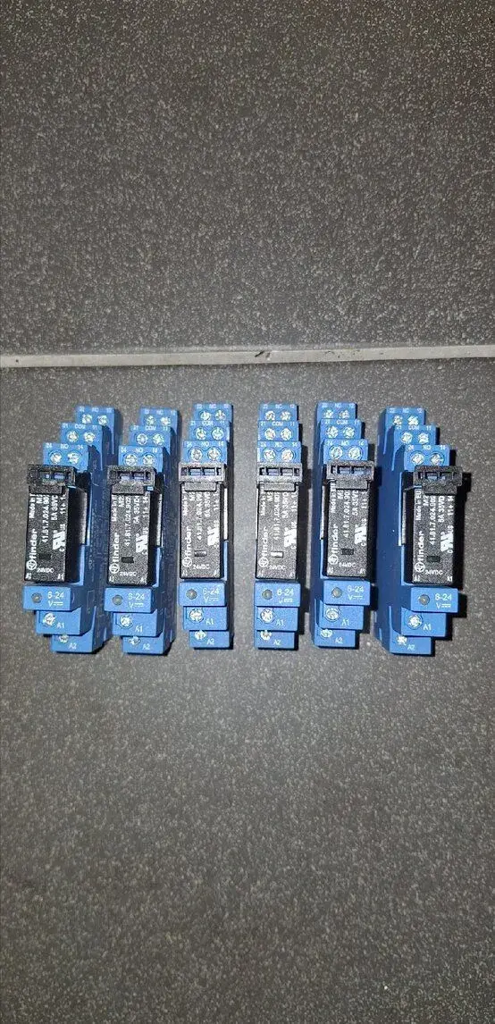 Polovodičové relé Finder SSR 24V DC / 5A