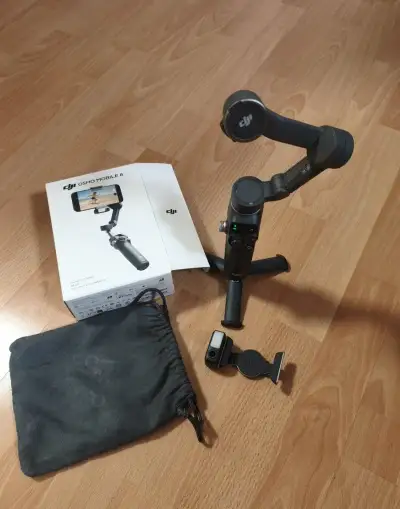 DJI Osmo Mobile 8