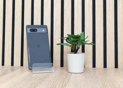 Google Pixel 7a 128GB Charcoal | záruka 1 rok