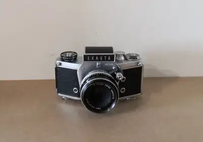 Fotoaparát Exakta Varex VX1000 (2)