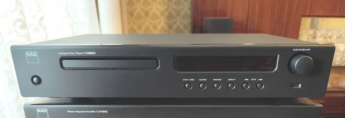 CD prehrávač NAD C546BEE
