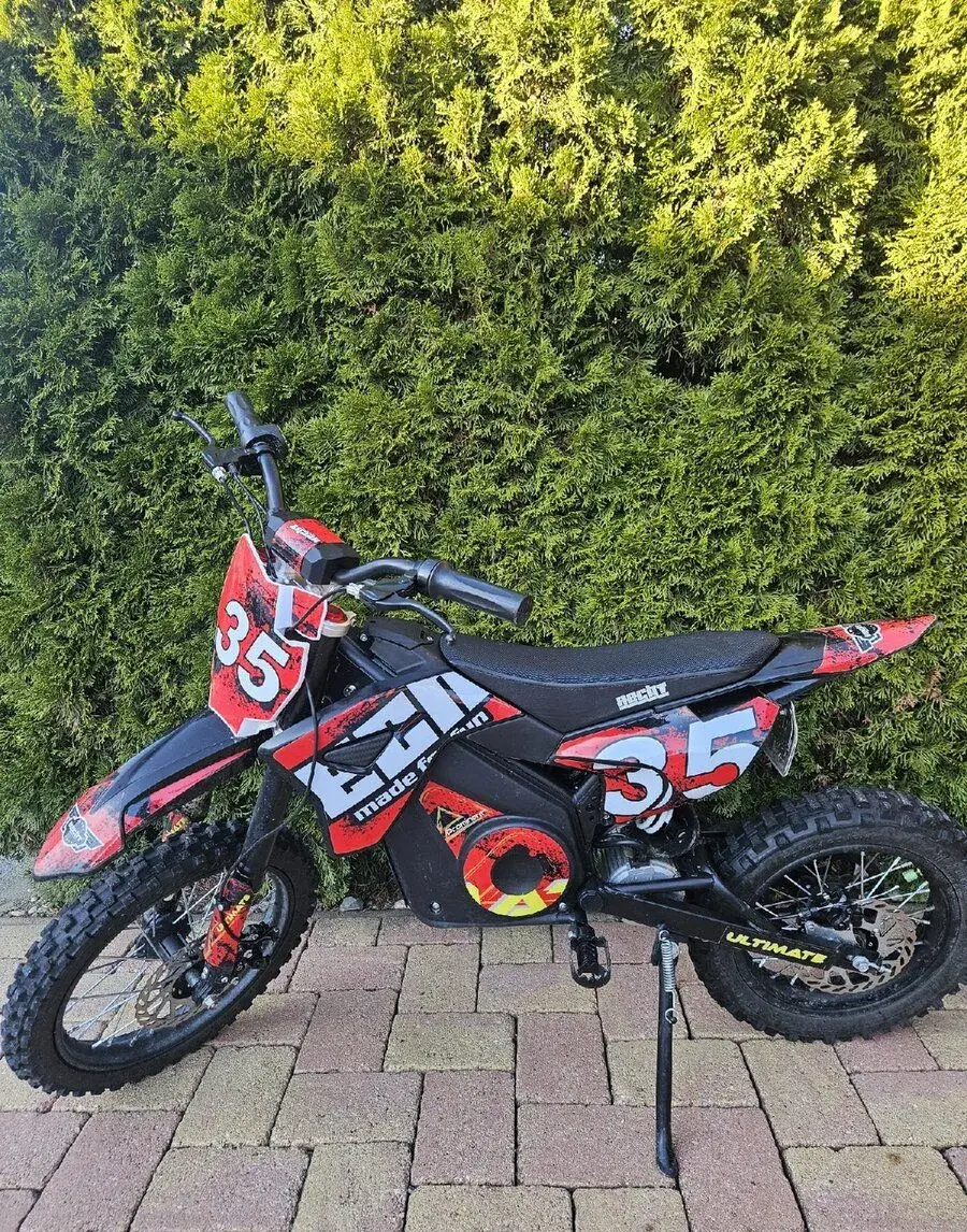 Detska elektro moto