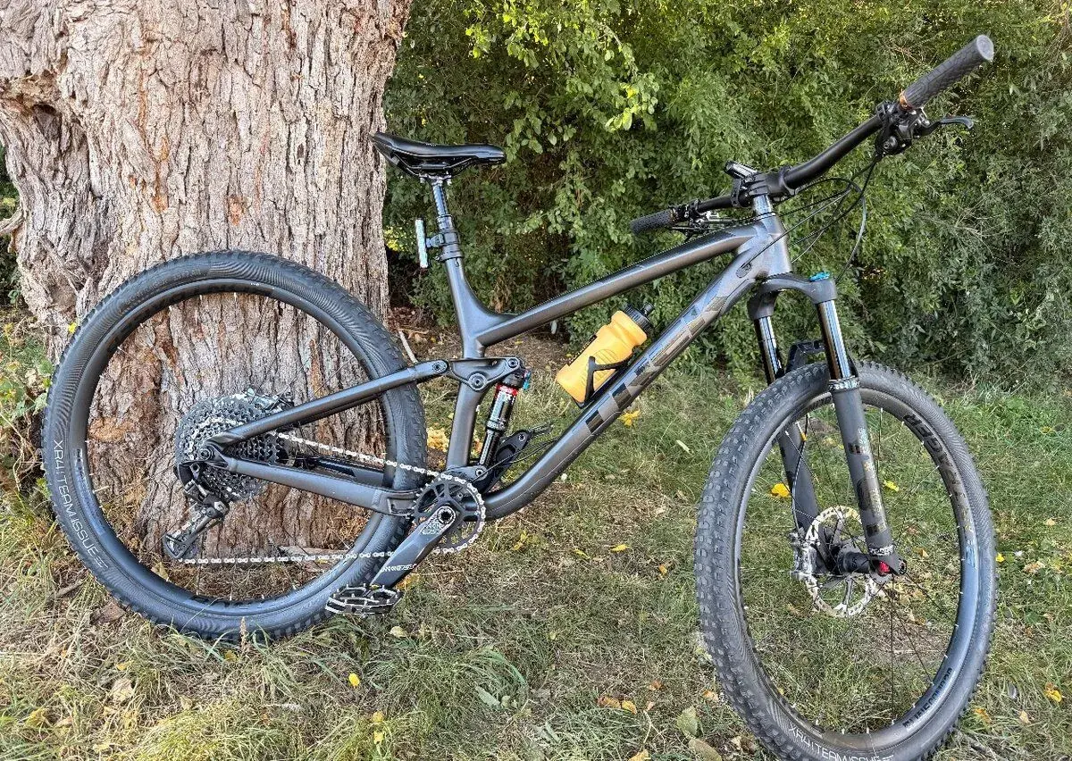TREK Fuel EX 8