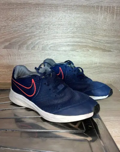 Nike tenisky