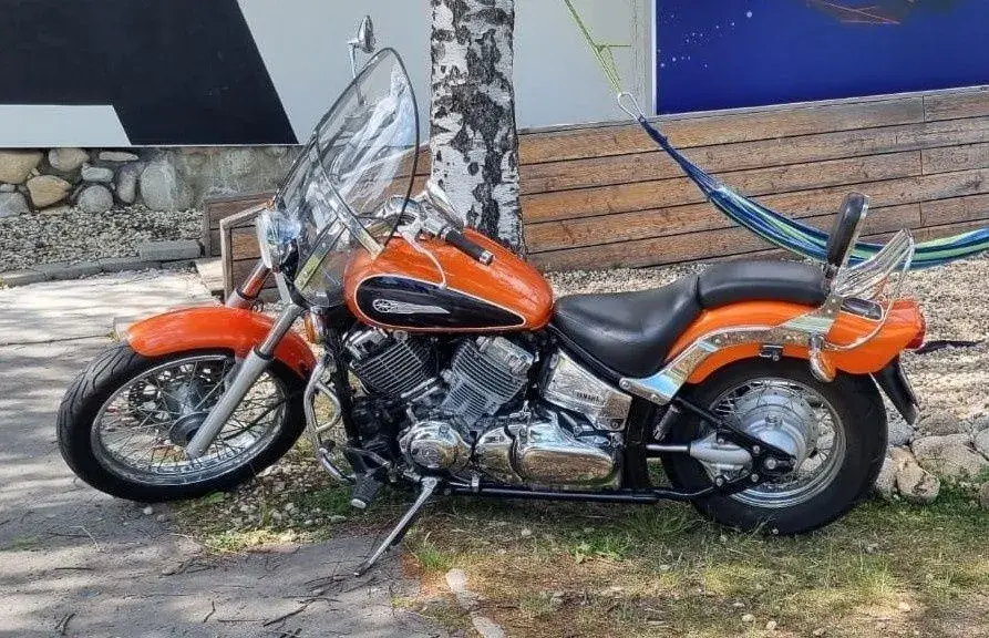Yamaha XVS 650 V-Star, r. 1999