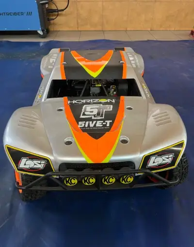 Losi 5T