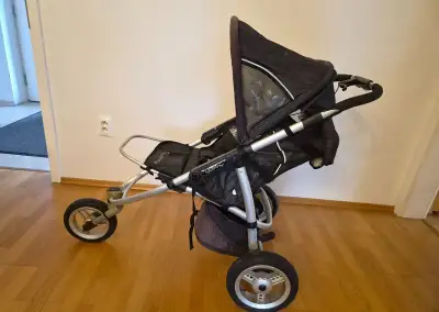 Kočík Quinny 2 kombinácia + rôzne detské veci zadarmo