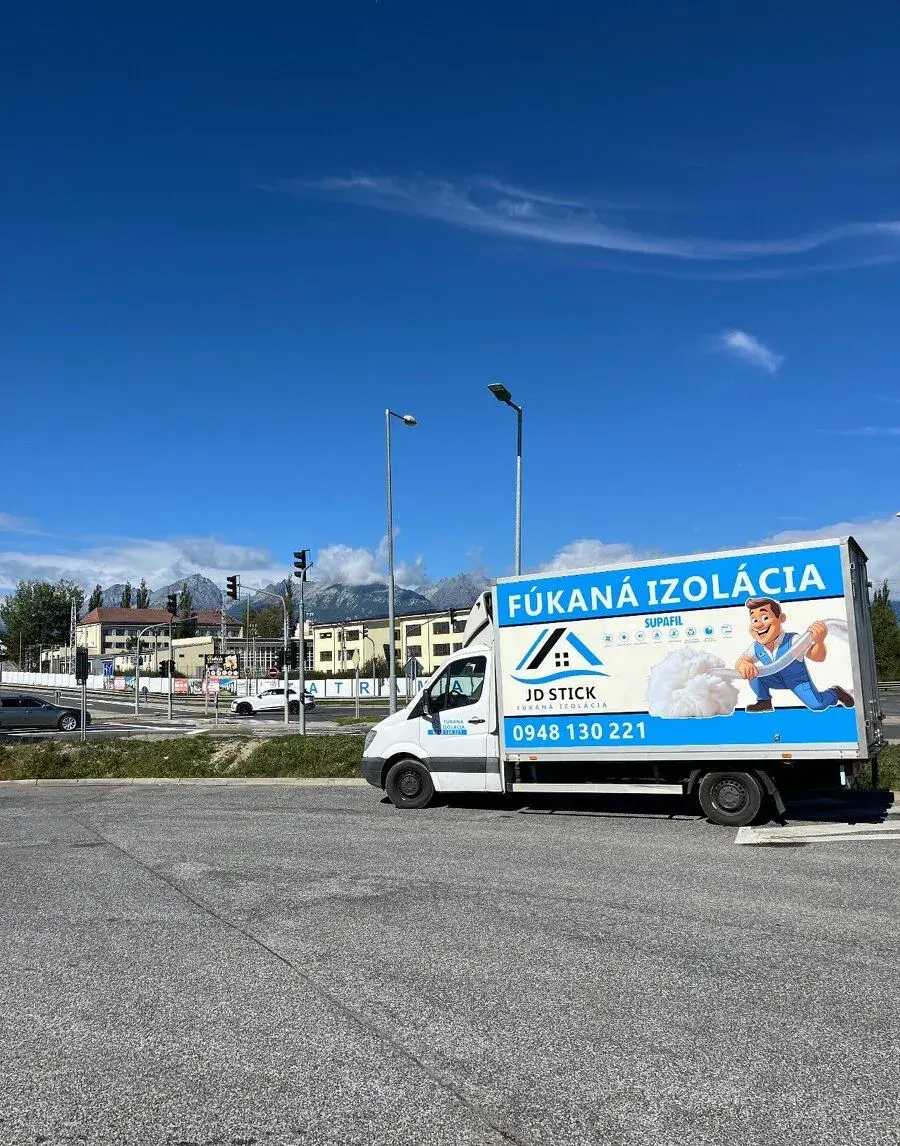✅Fúkaná ✅ striekaná izolácia