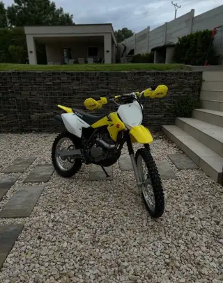 Suzuki DR-Z 125L