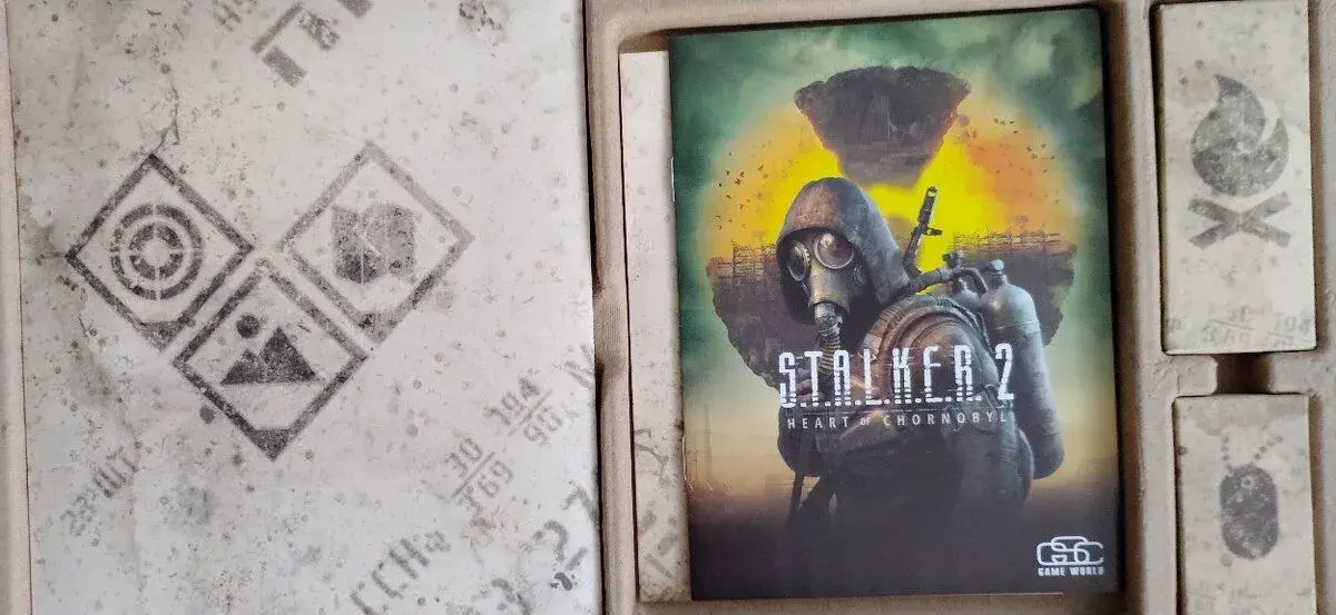 Kluc + veci zo zberatelky Stalker 2