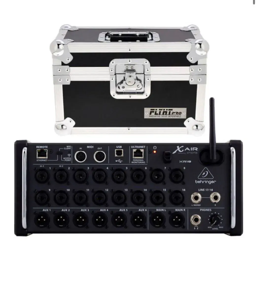 Behringer Xair 18 + case