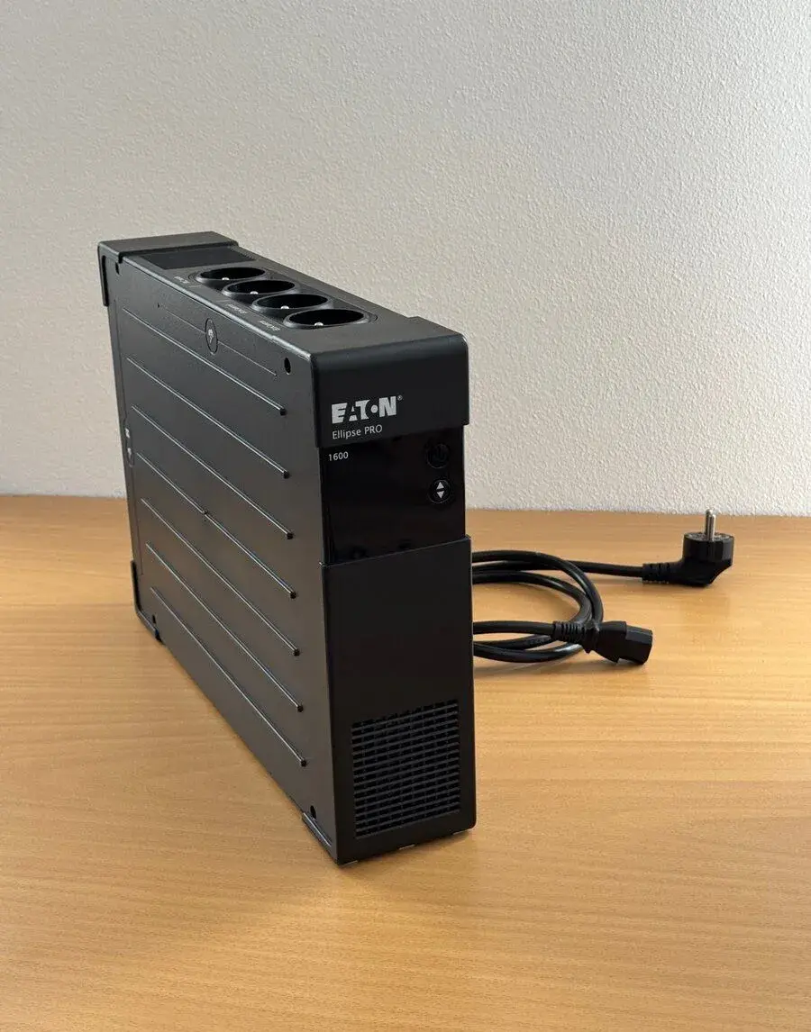 Záložný zdroj Eaton Ellipse PRO 1600