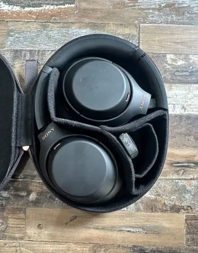 Bezdrôtové slúchadlá Sony WH-1000XM4