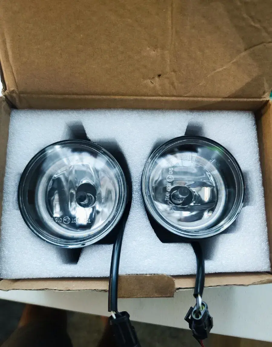 LED svetlá hmlovky s Angel Eyes