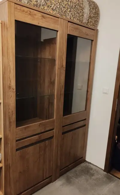 Skriňa/vitrína 2ks