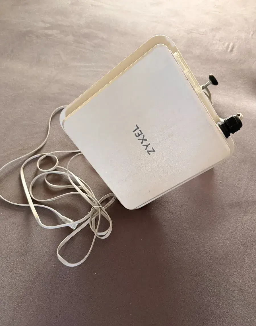 5G ZYXEL NR7103 vonkajšiu anténu a modem