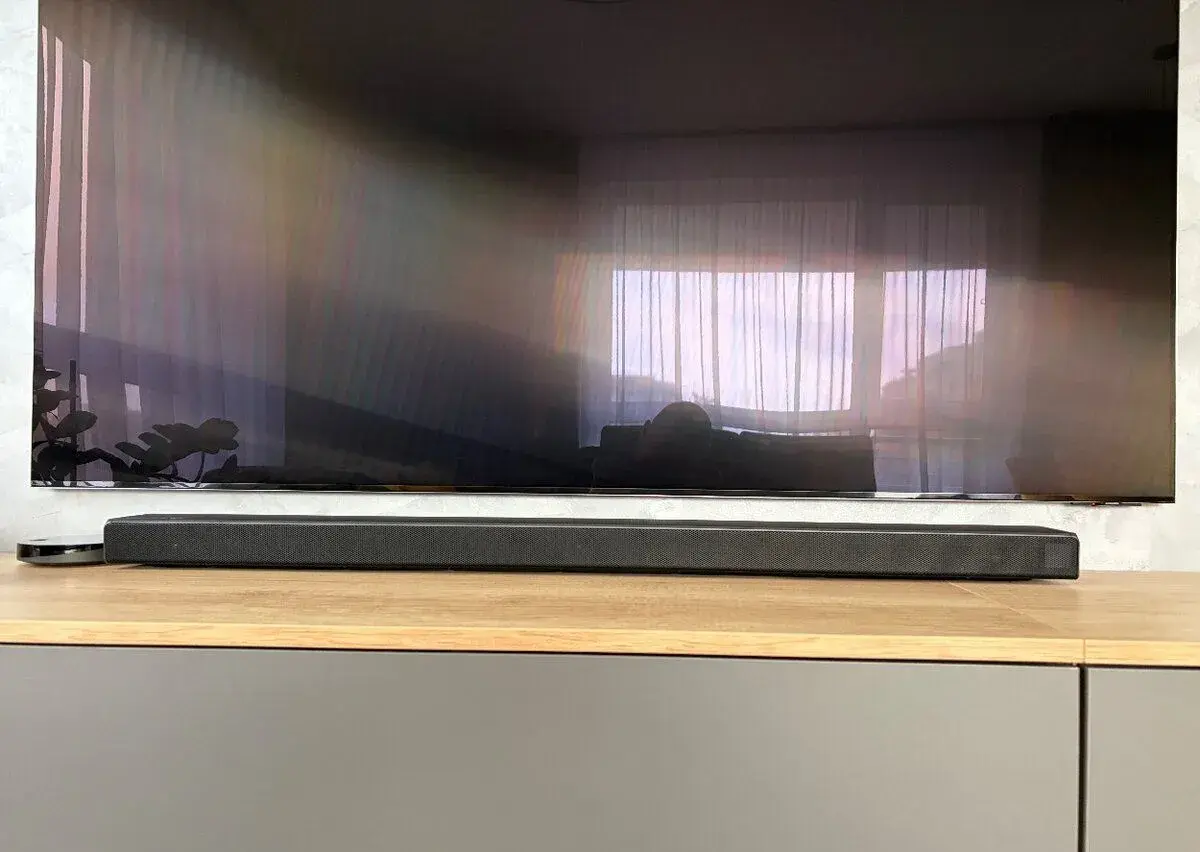 Samsung soundbar HW-Q70R