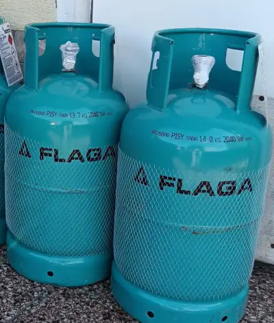 Dve nové plné 10kg propan-butanové fľaše