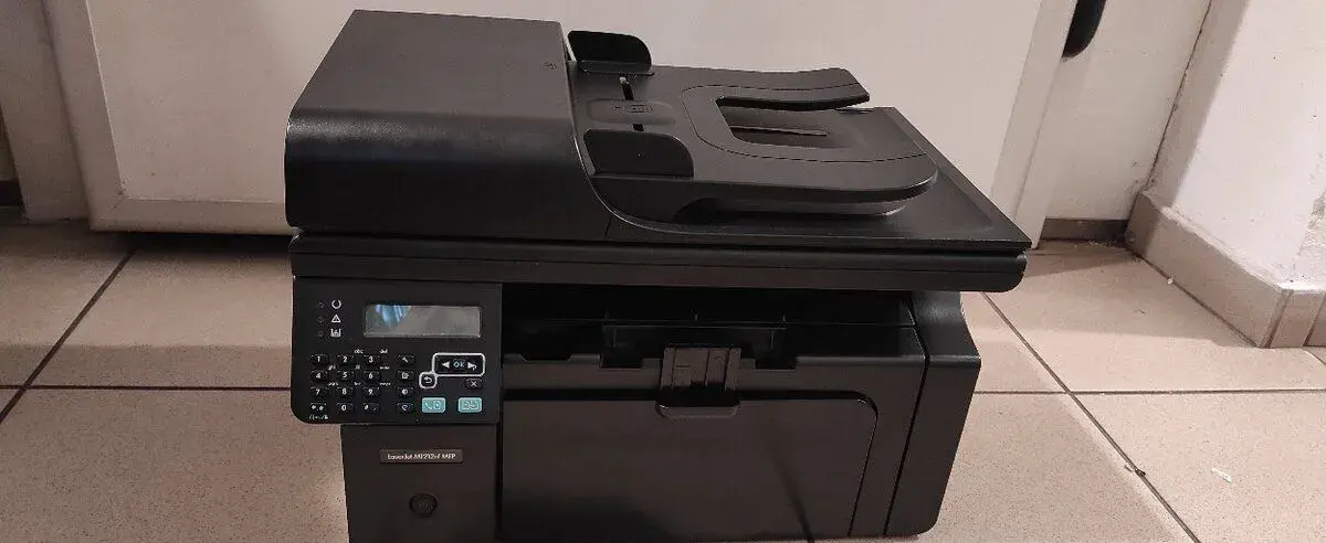 HP LaserJet M1212nf MFP