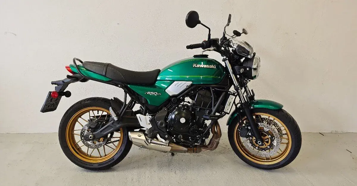 KAWASAKI Z650RS