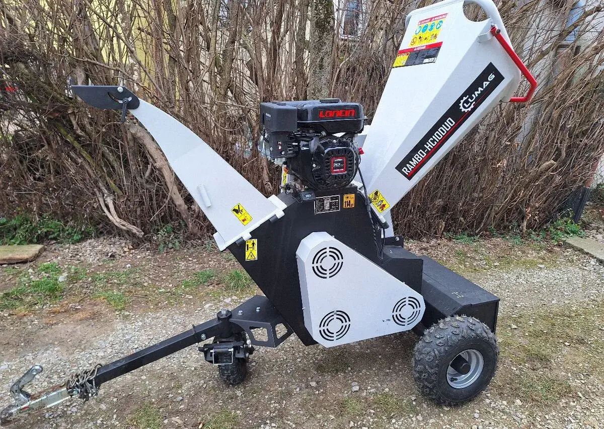 Kombinovaný štiepkovač a drvič LUMAG HC10DUO