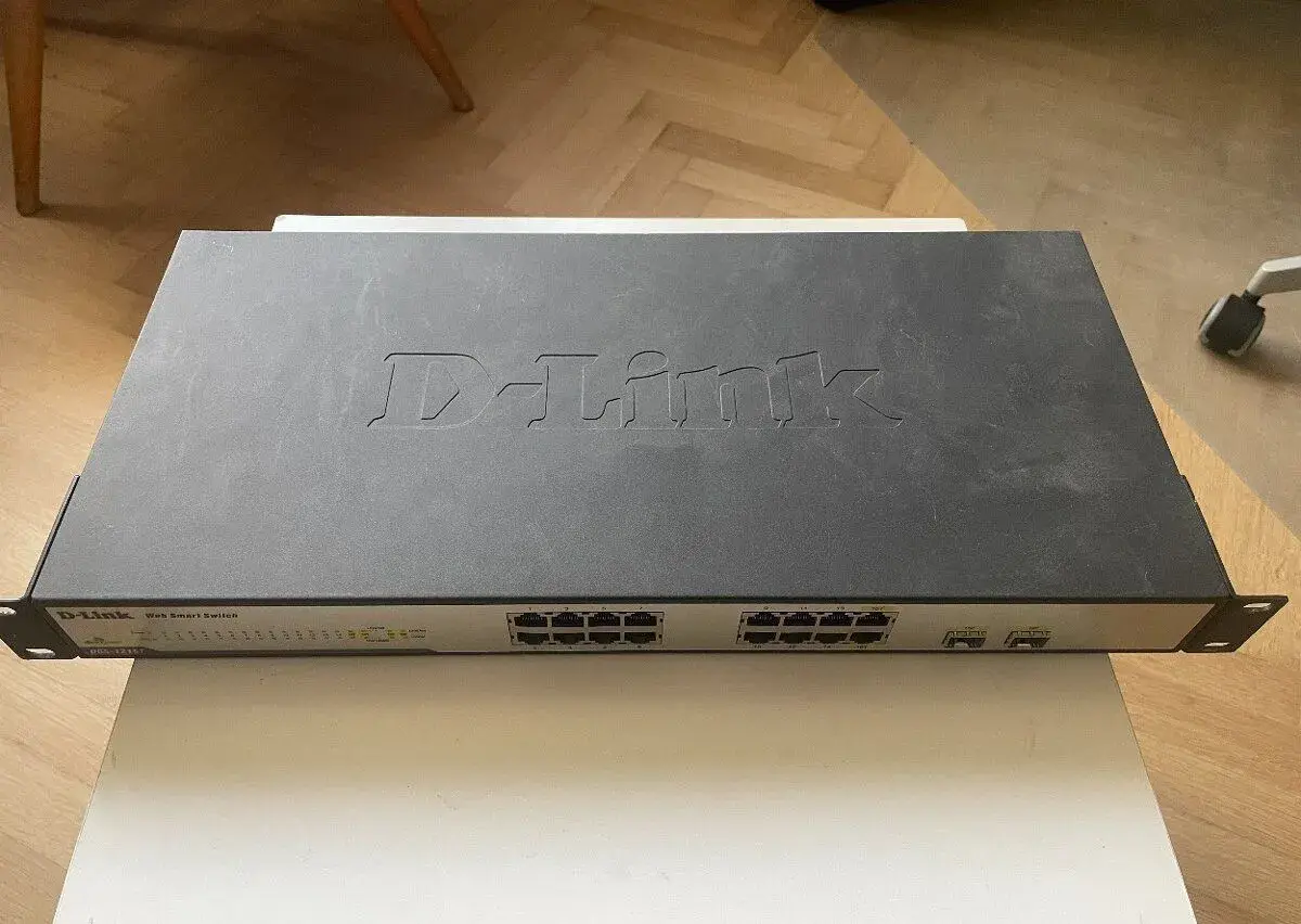 Switch D-Link DGS-1216T