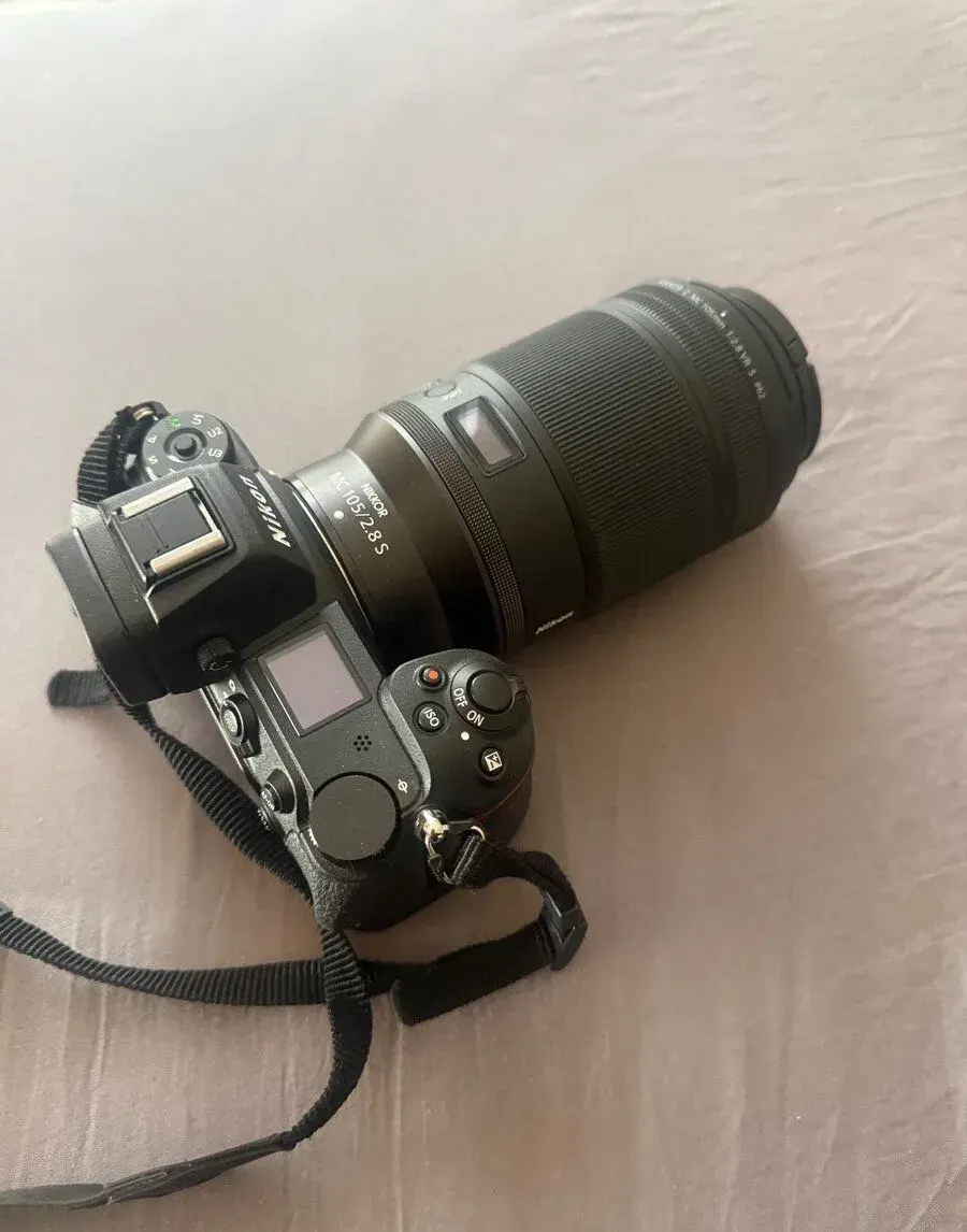📸 Na predaj: Nikon Z7 II + objektív 105 mm f/2.8 + blesk Nikon