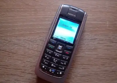 Nokia 6020