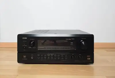 Denon AVC-A10SE /THX/Dolby Digital/DTS/PHONO