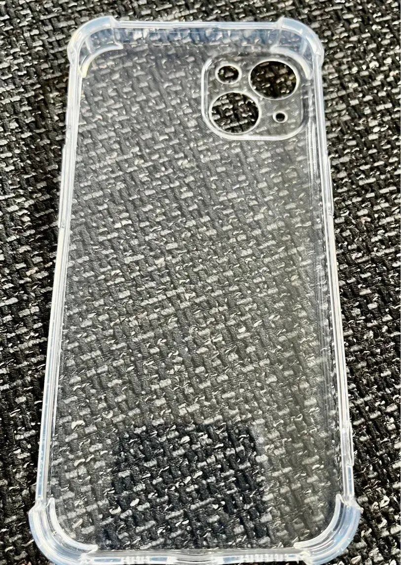 Kryt na iPhone 13 transparentný