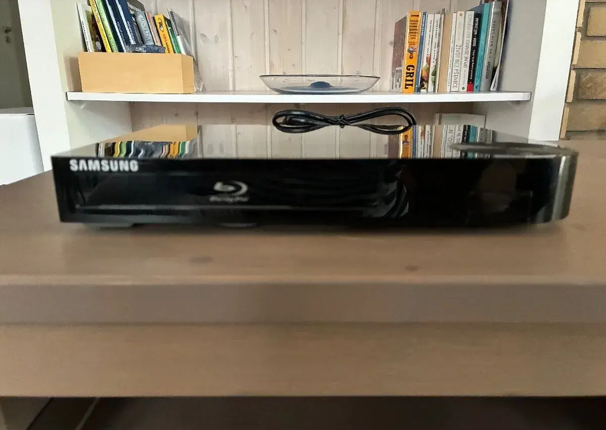 Samsung BD-F5100 Bluray FULL HD