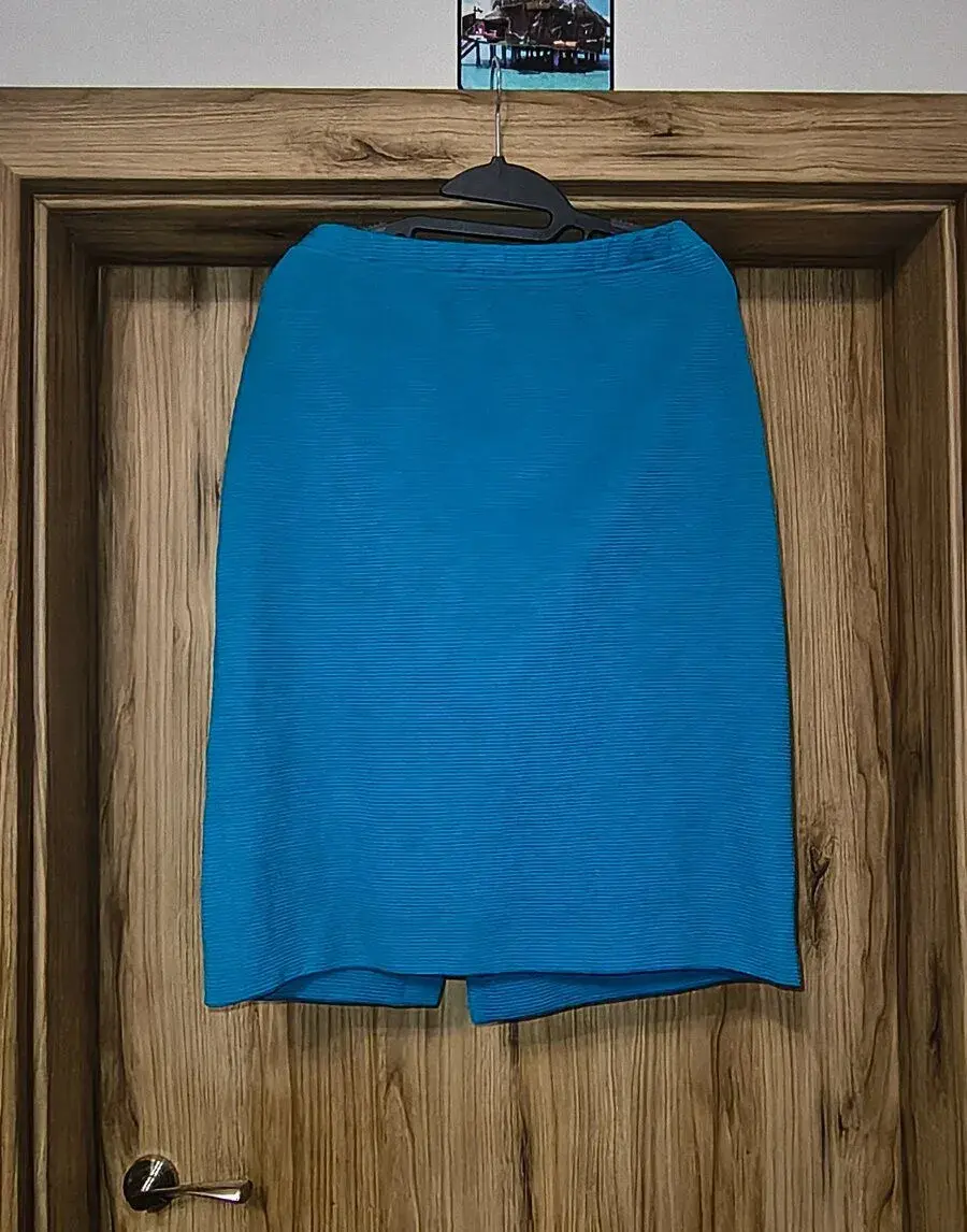Tyrkysová sukňa Liola, Made in Italy, č. 48