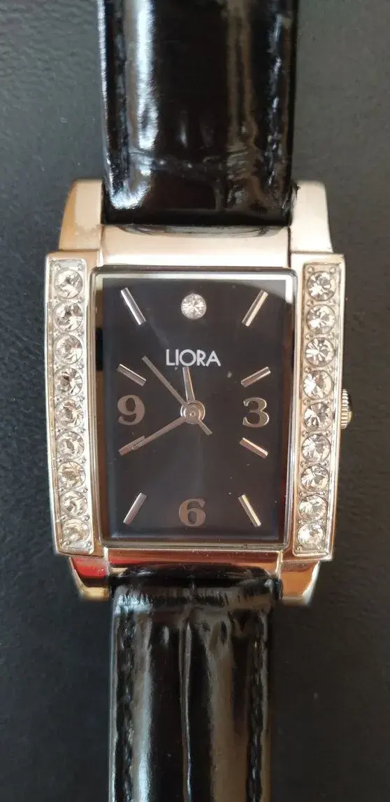 Elegantné dámske hodinky Liora-Swarovski