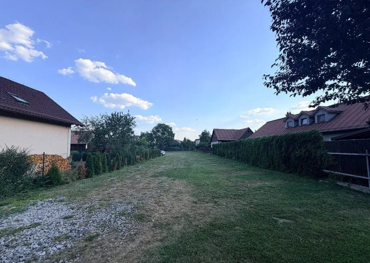 Prenájom oploteného pozemku - Banská Bystrica - Kremnička