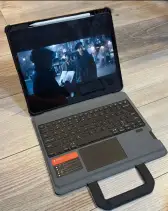 Apple iPad Pro 12,9” M2 (2022) 256GB + klávesnica + pero