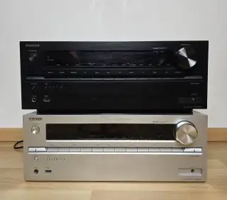 Onkyo TX-NR646 /Wi-Fi/Bluetoot/AirPlay/Dolby Atmos