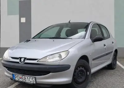 Peugeot 206 – 2001, 155 000 km