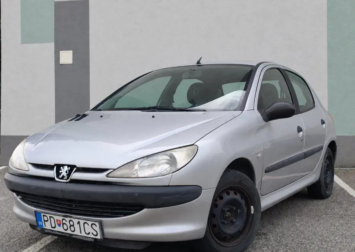 Peugeot 206 – 2001, 155 000 km