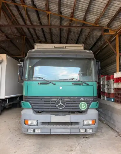 Mercedes-Benz Actros – 2000, 90 km