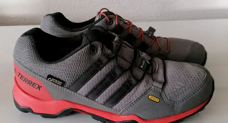 ADIDAS TERREX GTX - K Pôv.cena:89,90Eur Outdoor Tenisky